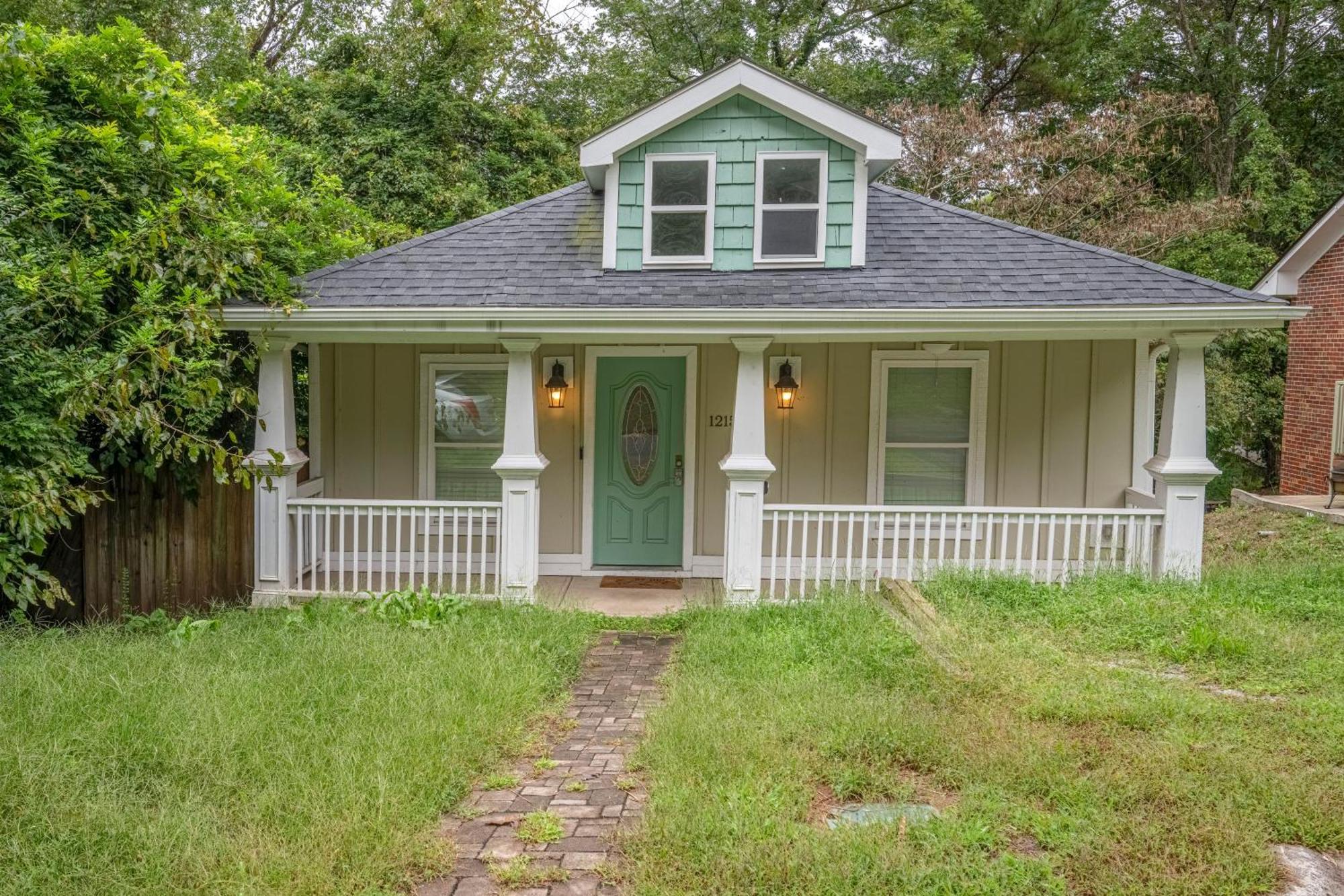 Charming 2Br Bungalow 4 Minutes To Duke University Durham Exterior foto