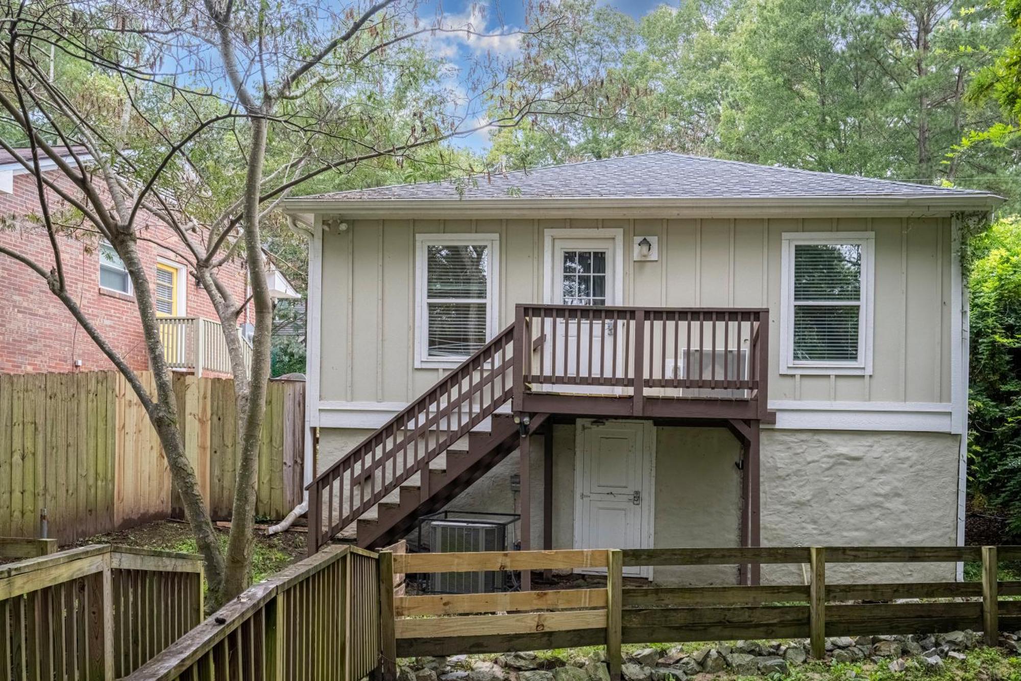 Charming 2Br Bungalow 4 Minutes To Duke University Durham Exterior foto
