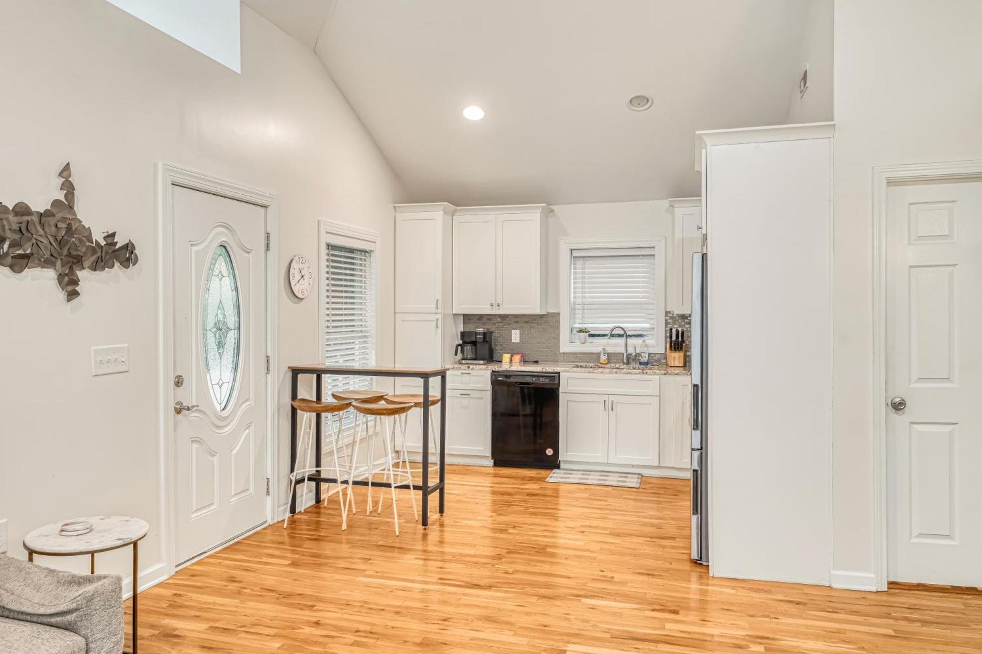 Charming 2Br Bungalow 4 Minutes To Duke University Durham Exterior foto