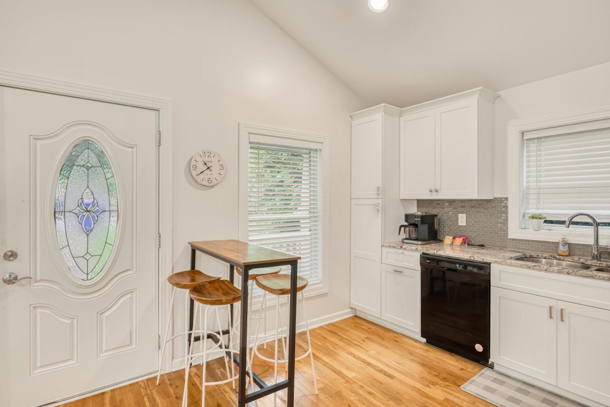 Charming 2Br Bungalow 4 Minutes To Duke University Durham Exterior foto